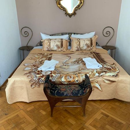 Libra Grande Venetian Style Apartment Budapeste Exterior foto